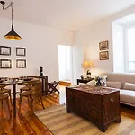 Stylish In Alfama Apartment *