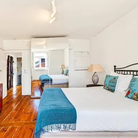 Stylish In Alfama Apartament