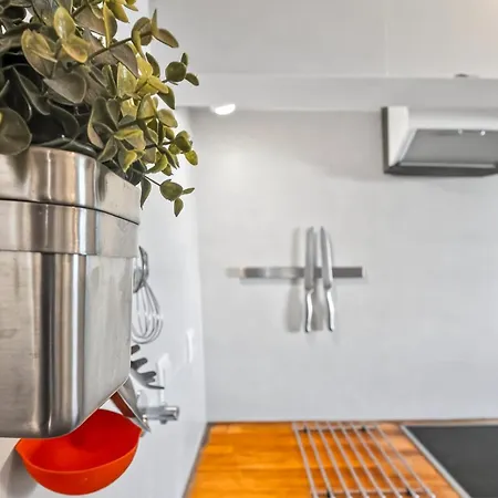 Stylish In Alfama Apartament