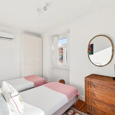 Stylish In Alfama Apartament